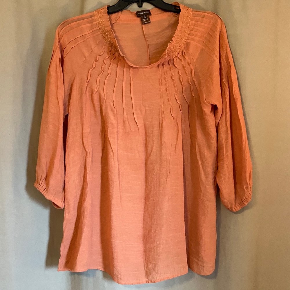 Peach gauze pleated top